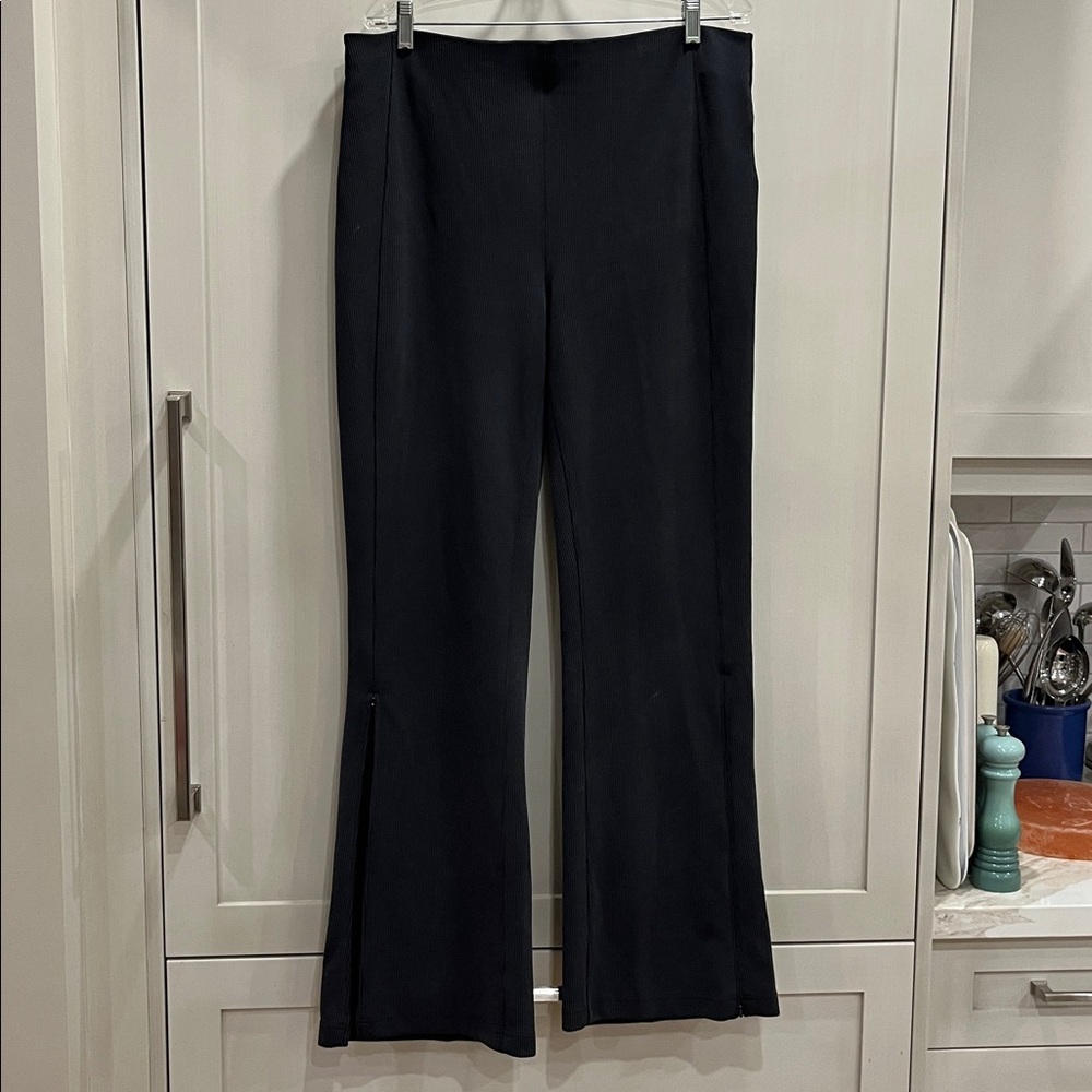EUC Lululemon charcoal softstreme high rise ribbed wide zip leg pant